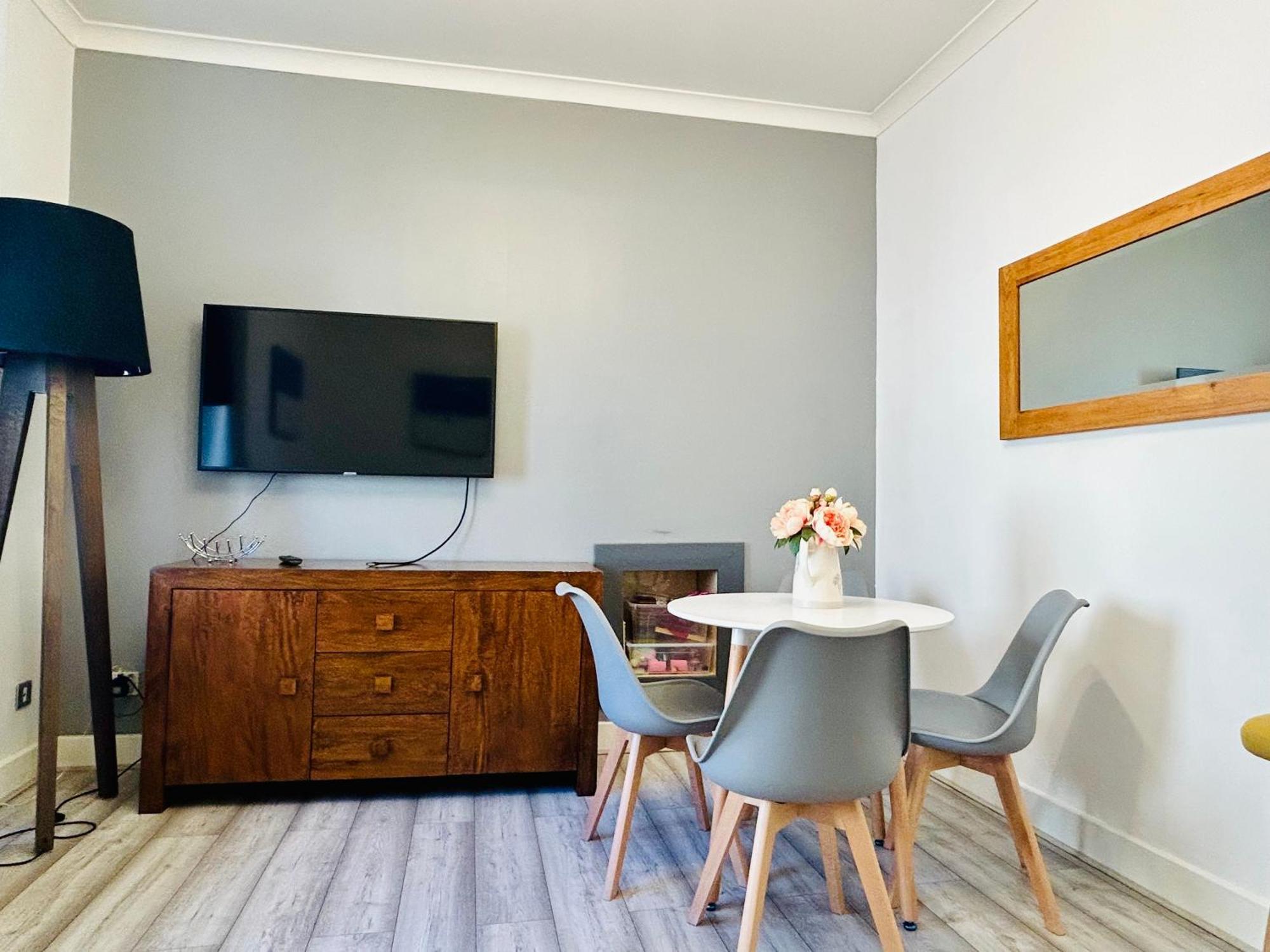 2B Apartment Near Glasgow Sec, Ovo Hydro & City Centre エクステリア 写真